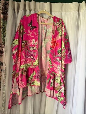 Umgee Hot Pink Floral Butterfly Lightweight Kimono